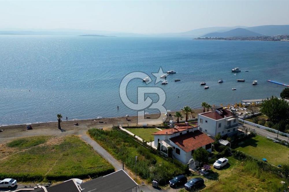 URLA GÜLBAHÇE'DE DENİZE SIFIR HAYALLERİN EVİ