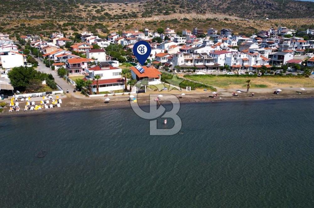 URLA GÜLBAHÇE'DE DENİZE SIFIR HAYALLERİN EVİ