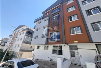 ALSANCAK MAH.DE MERKEZİ KONUM ARA KAT GÜNEYDOĞU CEPHE 2+1 DAİRE