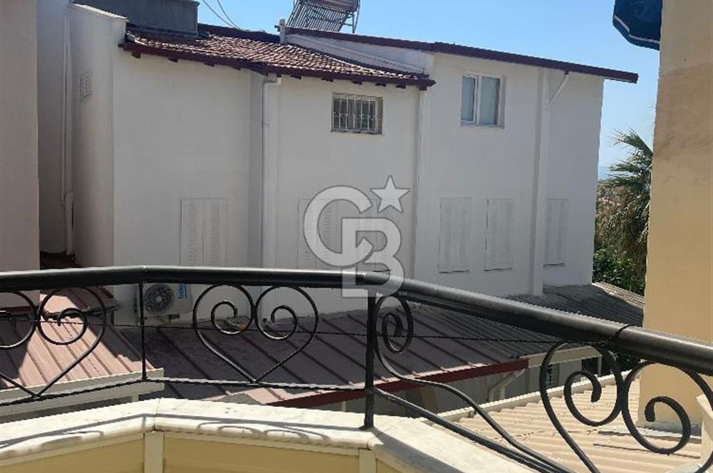 Kuşadası/Soğucak Mh. 4+1 Satılık Triplex Villa