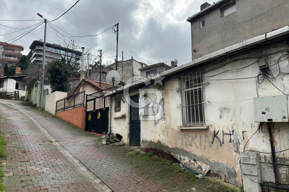 Üsküdar Çengelköy'de Satılık Müstakil Ev