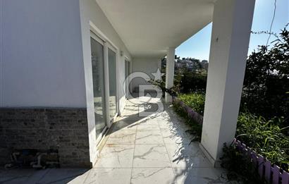 Kuşadası Panoramik Deniz Manzaralı 6+2 Forleks Satılık Villa