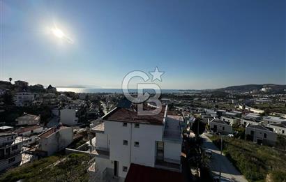 Kuşadası Panoramik Deniz Manzaralı 6+2 Forleks Satılık Villa