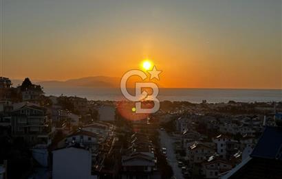 Kuşadası Panoramik Deniz Manzaralı 6+2 Forleks Satılık Villa