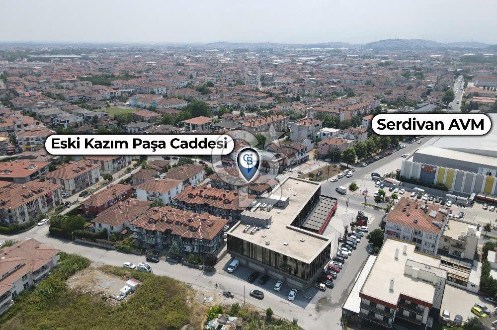 SERDİVAN AVM'ye 100 METRE MESAFEDE 5+1 200 m² DAİRE