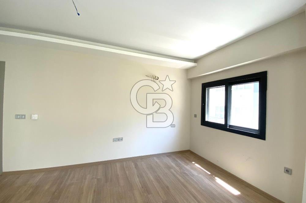 BOSTANLI GİRNE BULVARINDA AĞAM PASTANESİNİN SIRASINDA SATILIK 2+1 SIFIR DAİRE