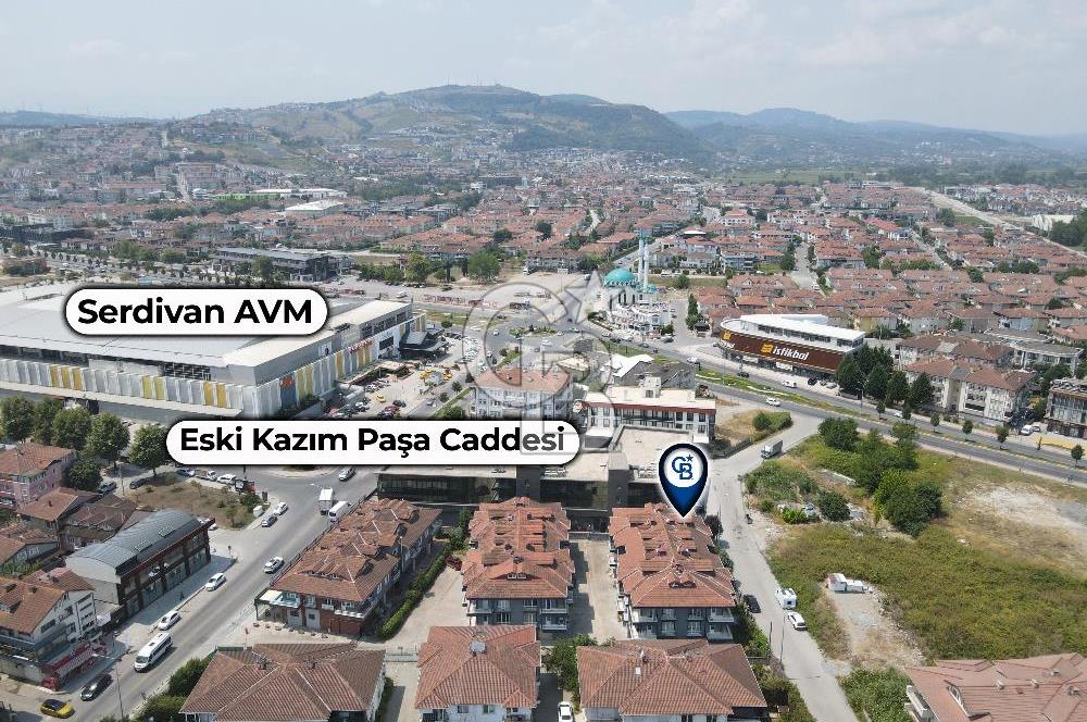 SERDİVAN AVM'ye 100 METRE MESAFEDE 5+1 200 m² DAİRE