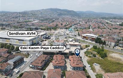 SERDİVAN AVM'ye 100 METRE MESAFEDE 5+1 200 m² DAİRE