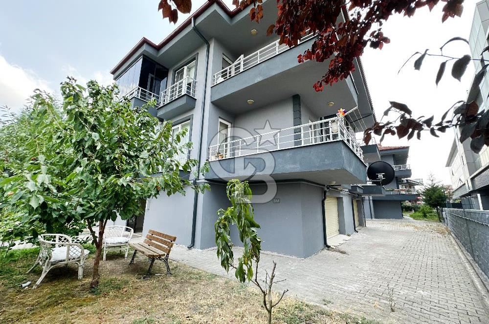 SERDİVAN AVM'ye 100 METRE MESAFEDE 5+1 200 m² DAİRE