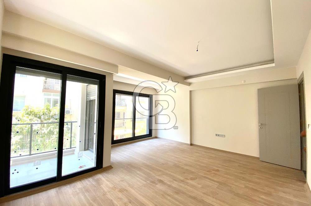 BOSTANLI GİRNE BULVARINDA AĞAM PASTANESİNİN SIRASINDA SATILIK 2+1 SIFIR DAİRE