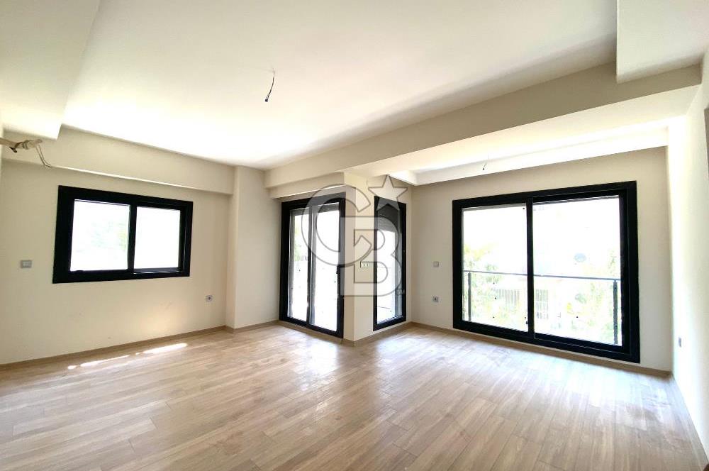 BOSTANLI GİRNE BULVARINDA AĞAM PASTANESİNİN SIRASINDA SATILIK 2+1 SIFIR DAİRE