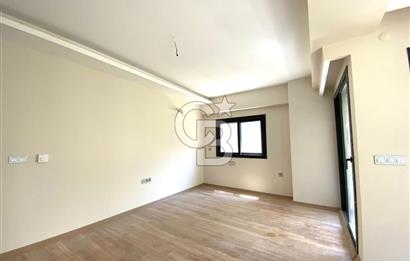 BOSTANLI GİRNE BULVARINDA AĞAM PASTANESİNİN SIRASINDA SATILIK 2+1 SIFIR DAİRE