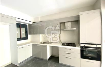 GİRNE BULVARINDA BOSTANLI YALIYA 3. PARSEL SATILIK 2+1 DAİRE