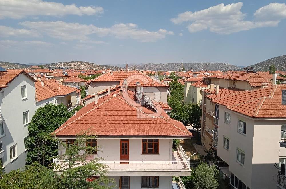 KORKUTELİ KARŞIYAKA MAH. ÖZEL HASTANE KARŞISI 3+1 120 M2 DAİRE