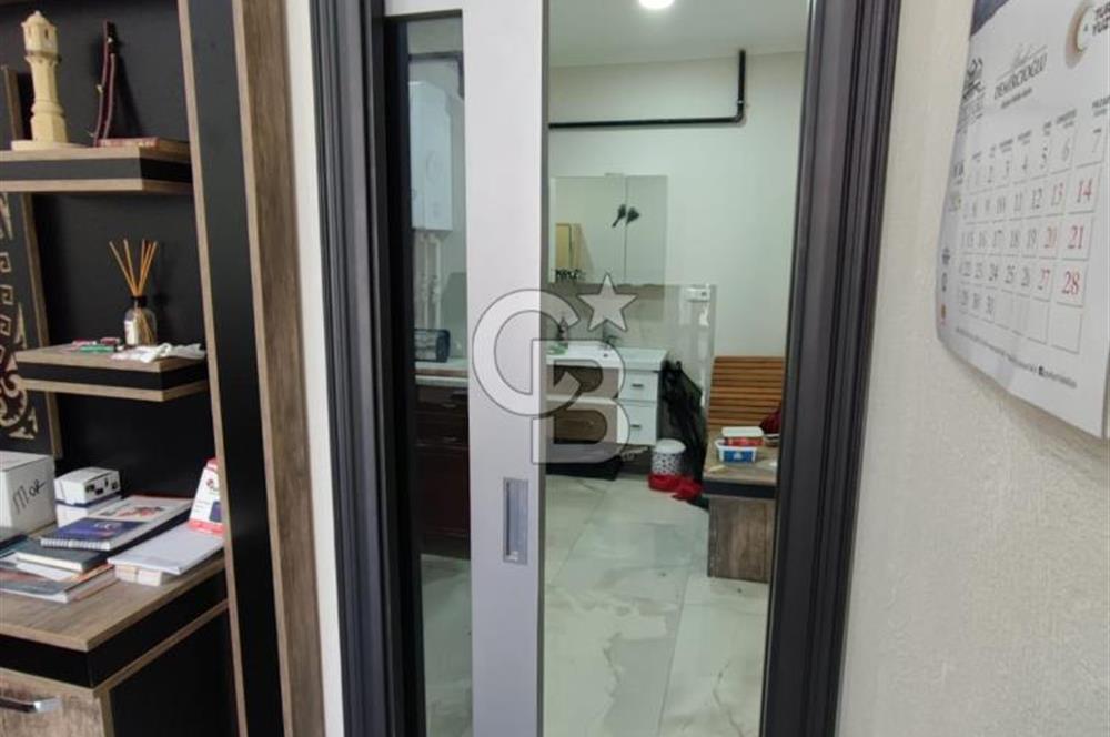 DİKMEN DAYANIŞMA CADDESİ ÜZERİNDE SATILIK OFİS VE 1+1 DAİRE