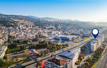 İzmir, Çiğli, Ataşehir, Anadolu Cad. üzerinde Satılık Dükkan