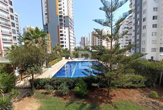 Mersin Mezitli Merkez Mahallesi  Havuzlu 3+1 Satılık Daire  