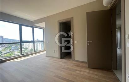 ÇEKMEKÖYPARK'TA 267 M2 4+1 SATILIK DAİRE / ÖNÜ AÇIK ŞEREFİYELİ