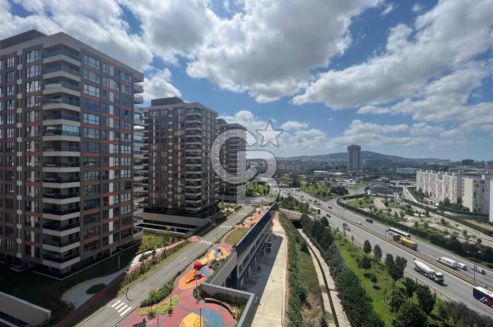 ÇEKMEKÖYPARK'TA 267 M2 4+1 SATILIK DAİRE / ÖNÜ AÇIK ŞEREFİYELİ