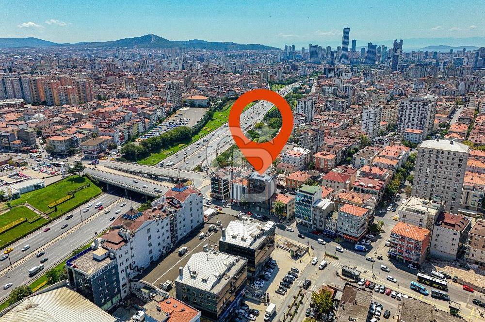 ÜMRANİYE ALEMDAĞ CADDESİ ÜZERİNDE PRESTİJLİ SATILIK PLAZA