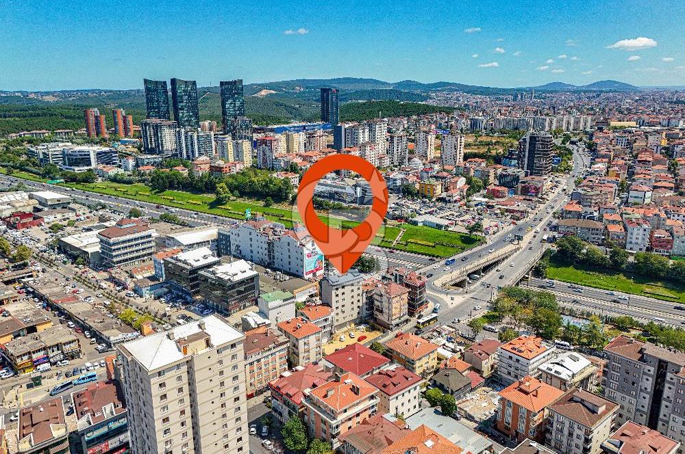 ÜMRANİYE ALEMDAĞ CADDESİ ÜZERİNDE PRESTİJLİ SATILIK PLAZA