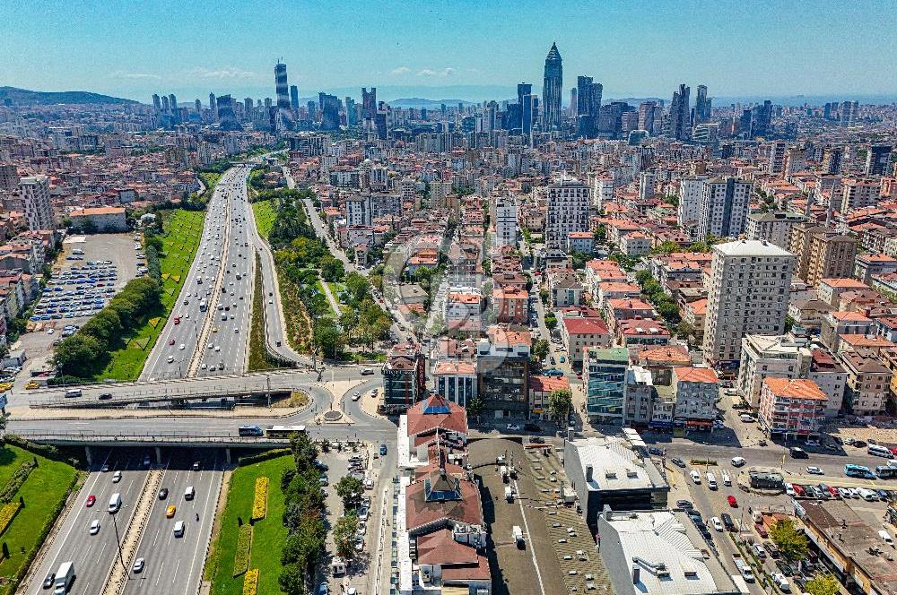 ÜMRANİYE ALEMDAĞ CADDESİ ÜZERİNDE PRESTİJLİ SATILIK PLAZA