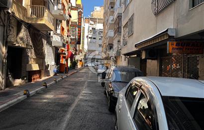 Alsancak’ta Satılık Ticari İş Yeri/Dükkan