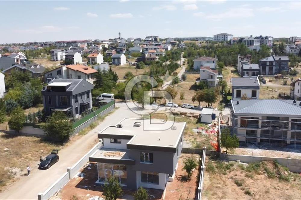 İNCEKTE (BEYTEPE) 4+1 MANZARALI SIFIR VİLLA