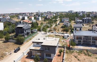 İNCEKTE (BEYTEPE) 4+1 MANZARALI SIFIR VİLLA