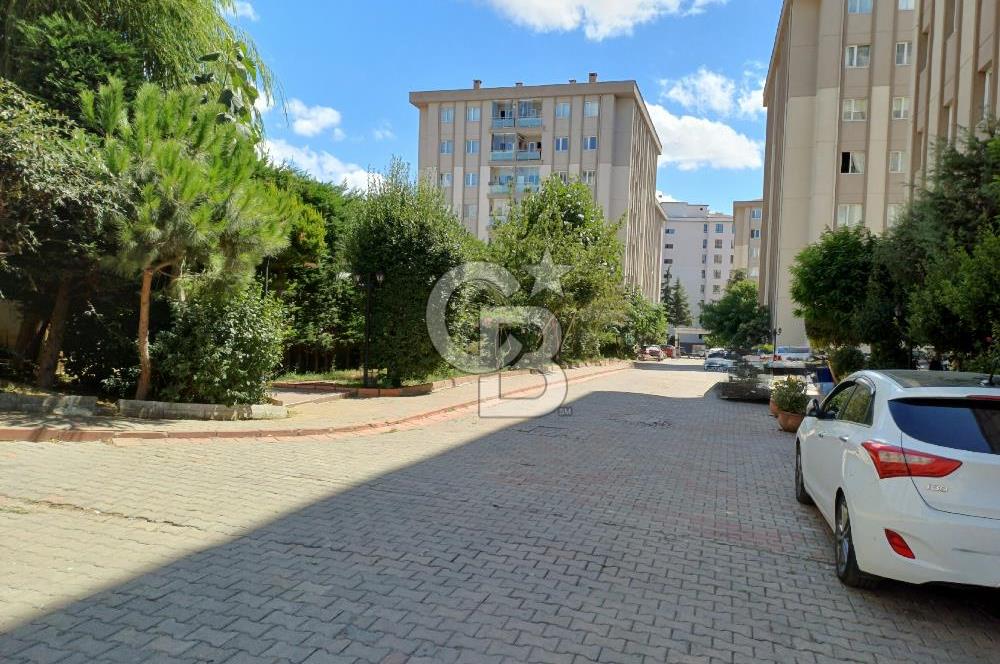 İstanbul, Çekmeköy, Bahar Sitesi'nde, 3+1 satılık daire