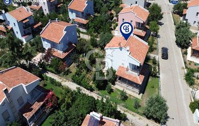 Küçükbahçe Mercankoy Sitesi'nde Köşe Parsel Müstakil Villa