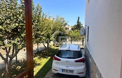 Küçükbahçe Mercankoy Sitesi'nde Köşe Parsel Müstakil Villa