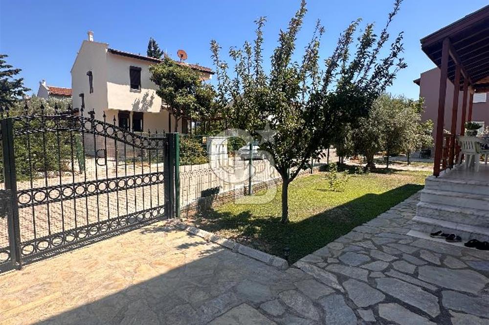 Küçükbahçe Mercankoy Sitesi'nde Köşe Parsel Müstakil Villa