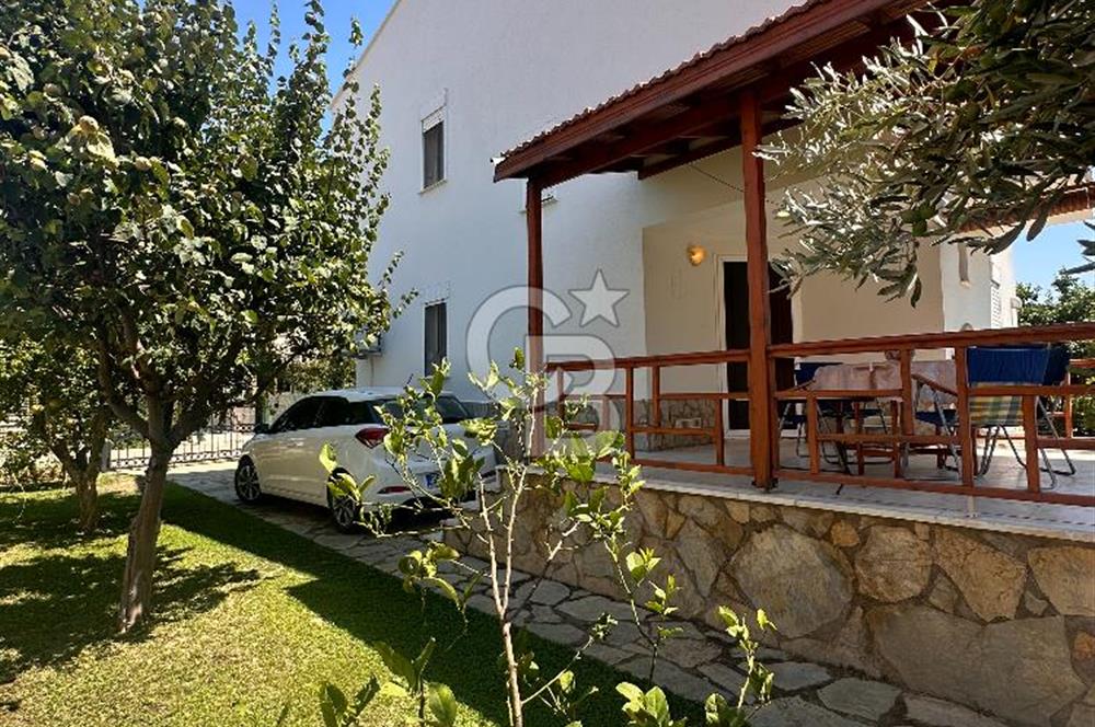 Küçükbahçe Mercankoy Sitesi'nde Köşe Parsel Müstakil Villa