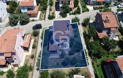 Küçükbahçe Mercankoy Sitesi'nde Köşe Parsel Müstakil Villa