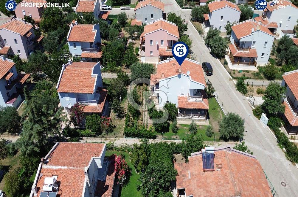 Küçükbahçe Mercankoy Sitesi'nde Köşe Parsel Müstakil Villa