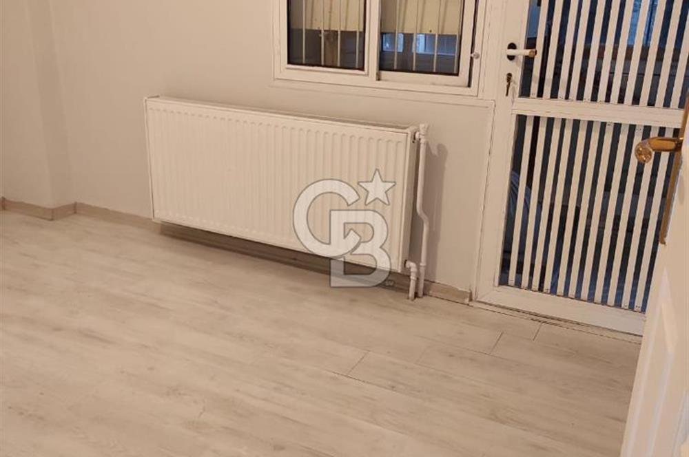 DENİZ MANZARALI TARİHİ ASANSÖR SOKAĞINDA SATILIK DAİRE