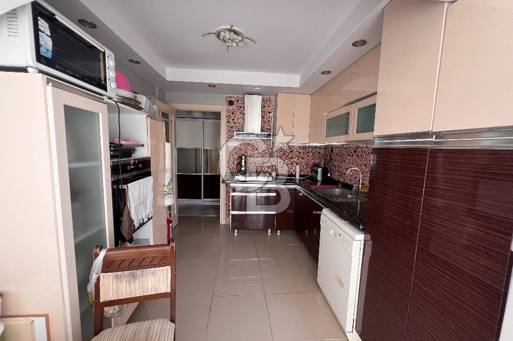 YENİ GİRNE MERKEZDE 3+1 SATILIK DAİRE