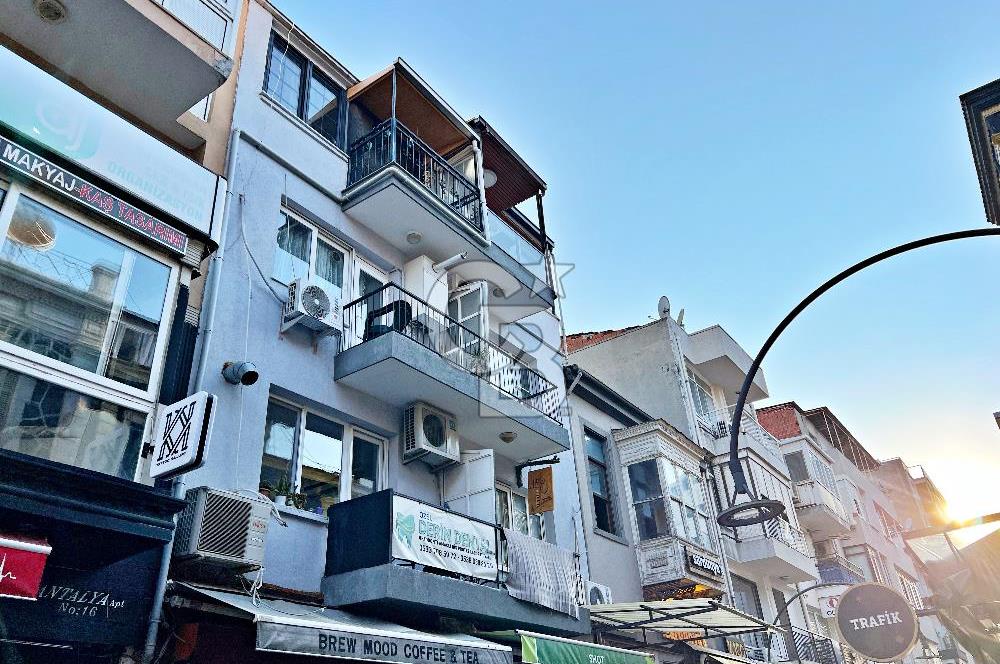 Eylem Keskin'den Alsancak'ın Kalbinde Satılık Muhteşem Daire