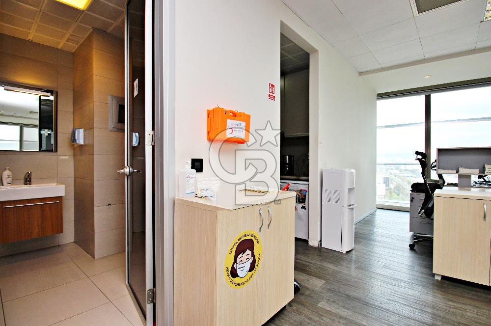 Eylem Keskin'den Bayraklı Tower'da 142 m2 Kiralık Muhteşem Ofis