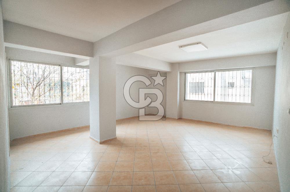 Gıda çarşısında 281 m² SATILIK işyeri/ofis katı