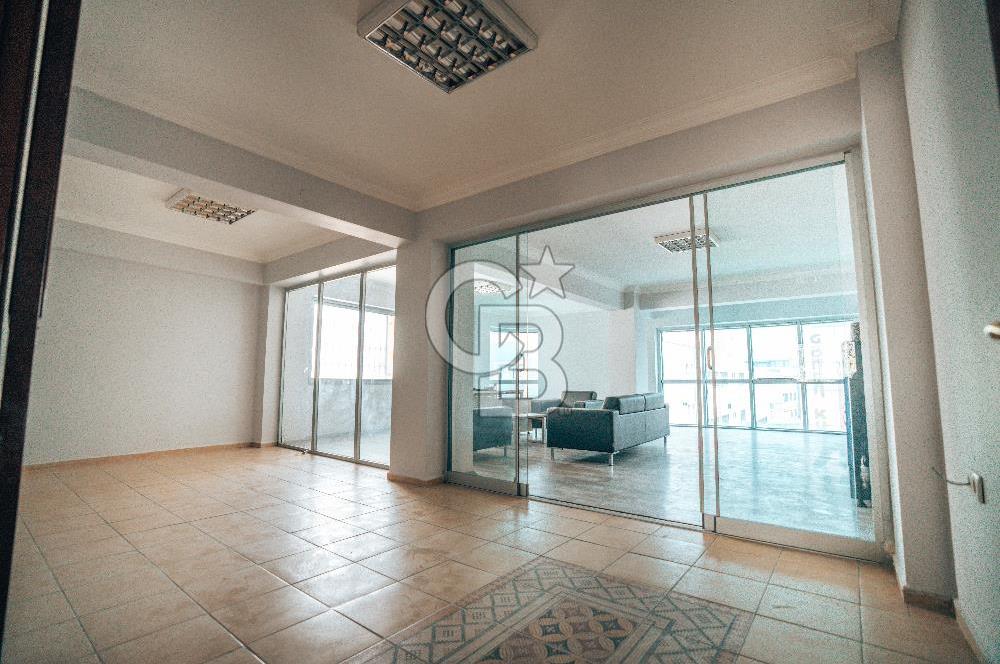 Gıda çarşısında 281 m² SATILIK işyeri/ofis katı