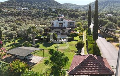 Urla Güvendik'te SATILIK Emsalsiz Villa