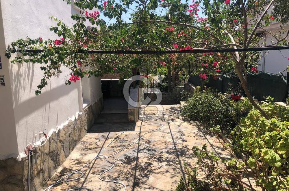 Bodrum Akyarlar Begonvil Sitesinde Bakımlı Tripleks Villa