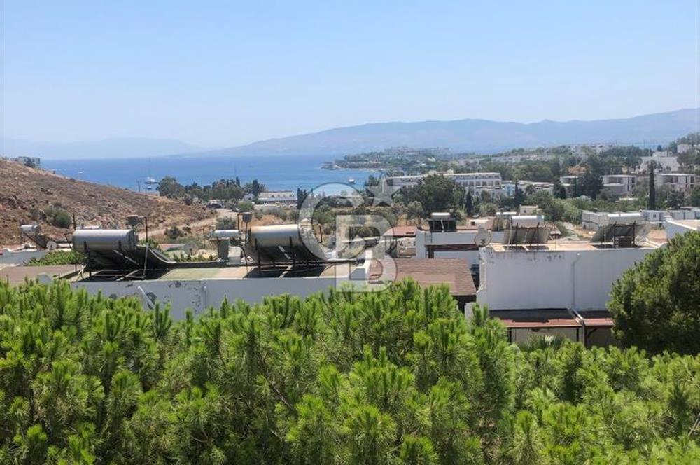 Bodrum Akyarlar Begonvil Sitesinde Bakımlı Tripleks Villa