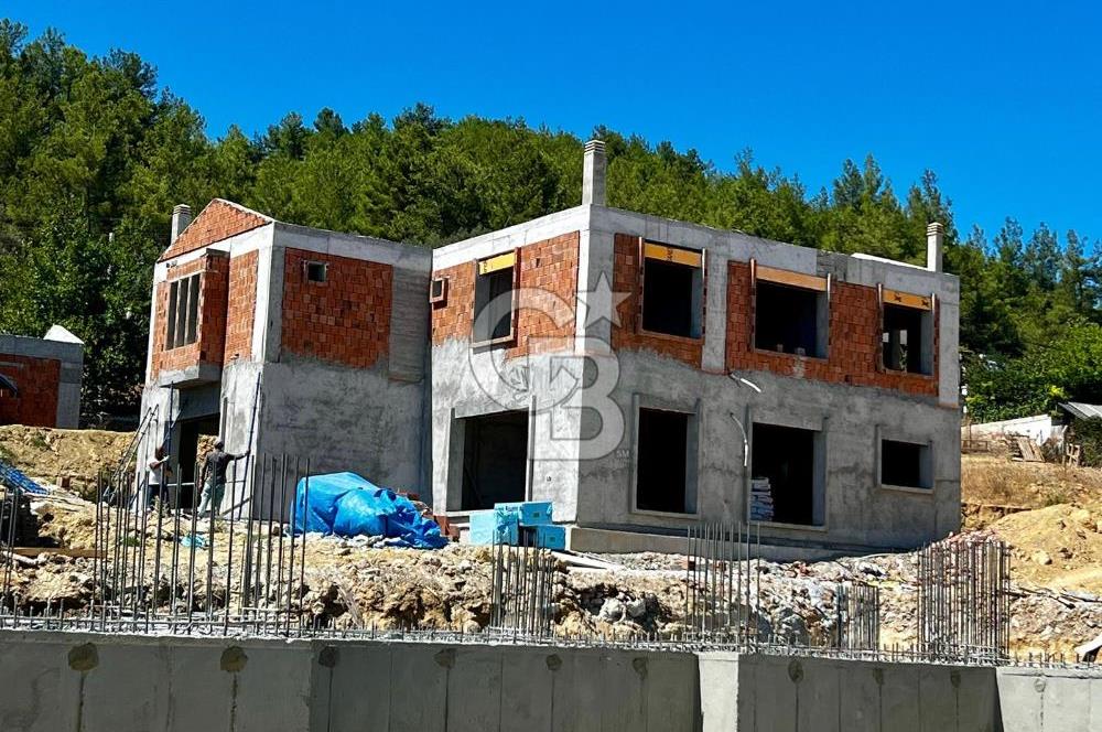 Urla Bademler sınırında ORMAN VİLLALARI PROJESİ Satılık 3+1 Villa