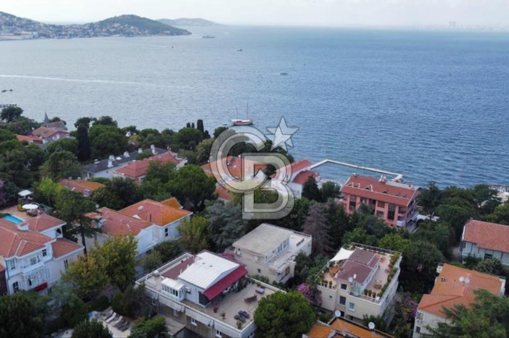 BÜYÜKADA'NİN EN GÜZEL LOKASYONUNDA 400M2 DUBLEX TERASLİ 4+1