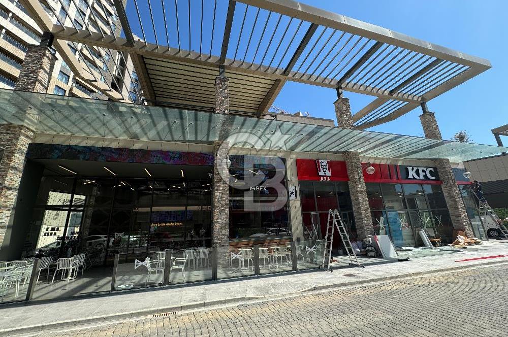 Palladium Cadde Nidapark'da Bacalı Ön Kullanımlı Kiralık Dükkan