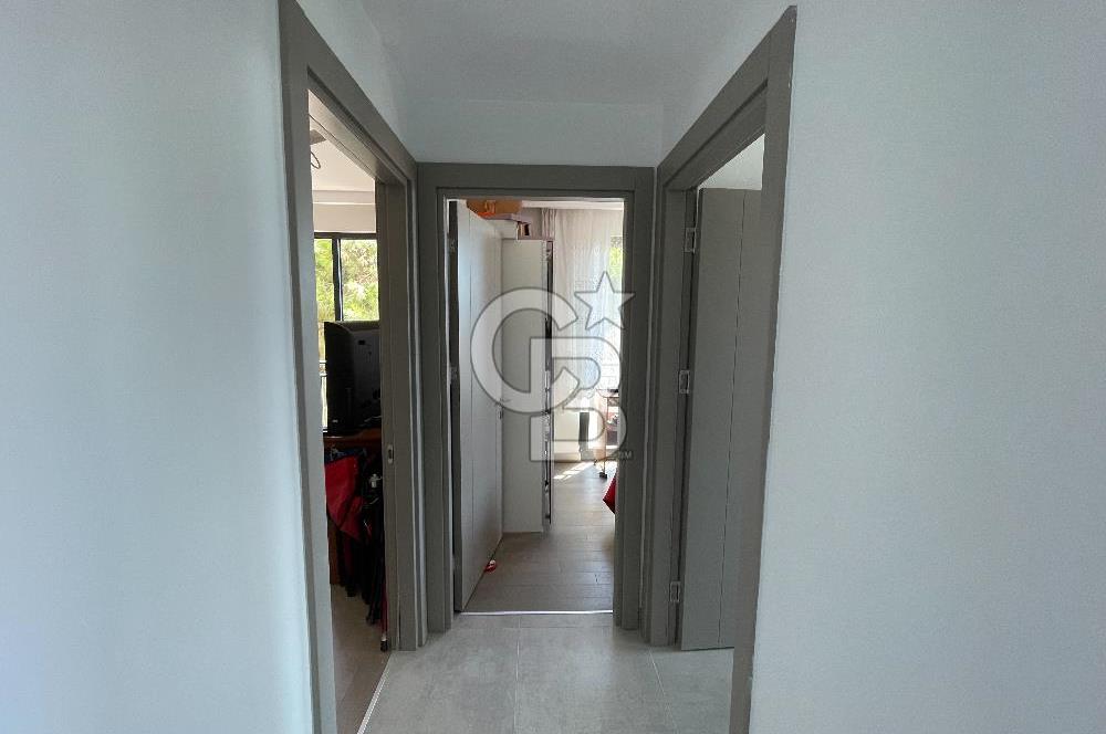 Acıbadem Konaklarında Deniz Manzaralı Balkonlu 70 M2 2+1 Daire