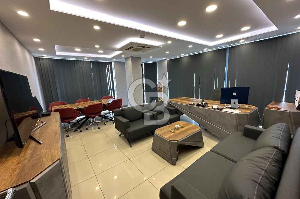 Beylikdüzü E5 Hattı, Prestijli Kiralık 325m² Ofis, Metrobüs Yanı